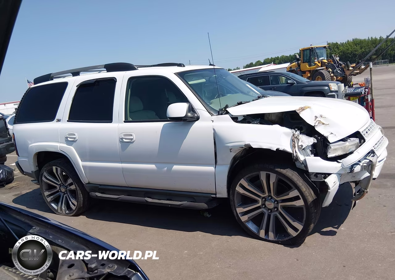 2004 Chevrolet Tahoe Z71 VIN:1GNEK13T44R308891 - 13