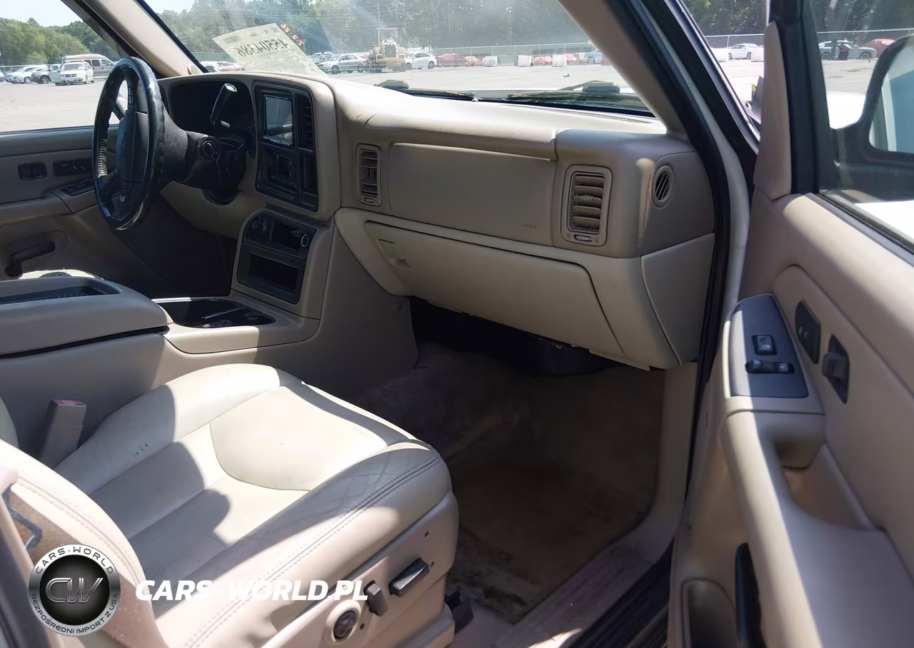 2004 Chevrolet Tahoe Z71 VIN:1GNEK13T44R308891 - 5