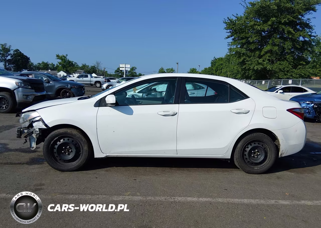 2016 Toyota Corolla Le VIN:2T1BURHE7GC705377 - 14