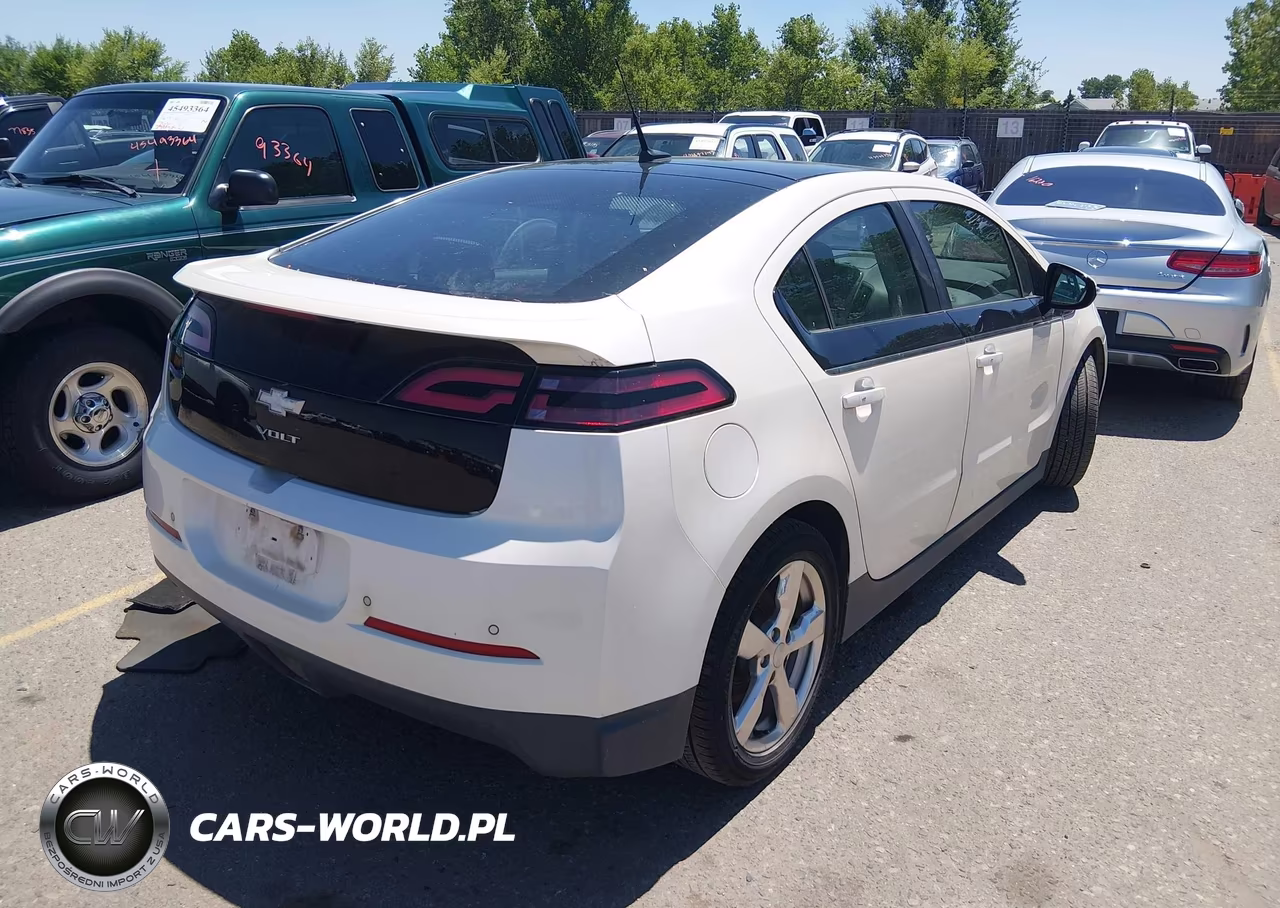 2012 Chevrolet Volt VIN:1G1RD6E42CU124707 - 4