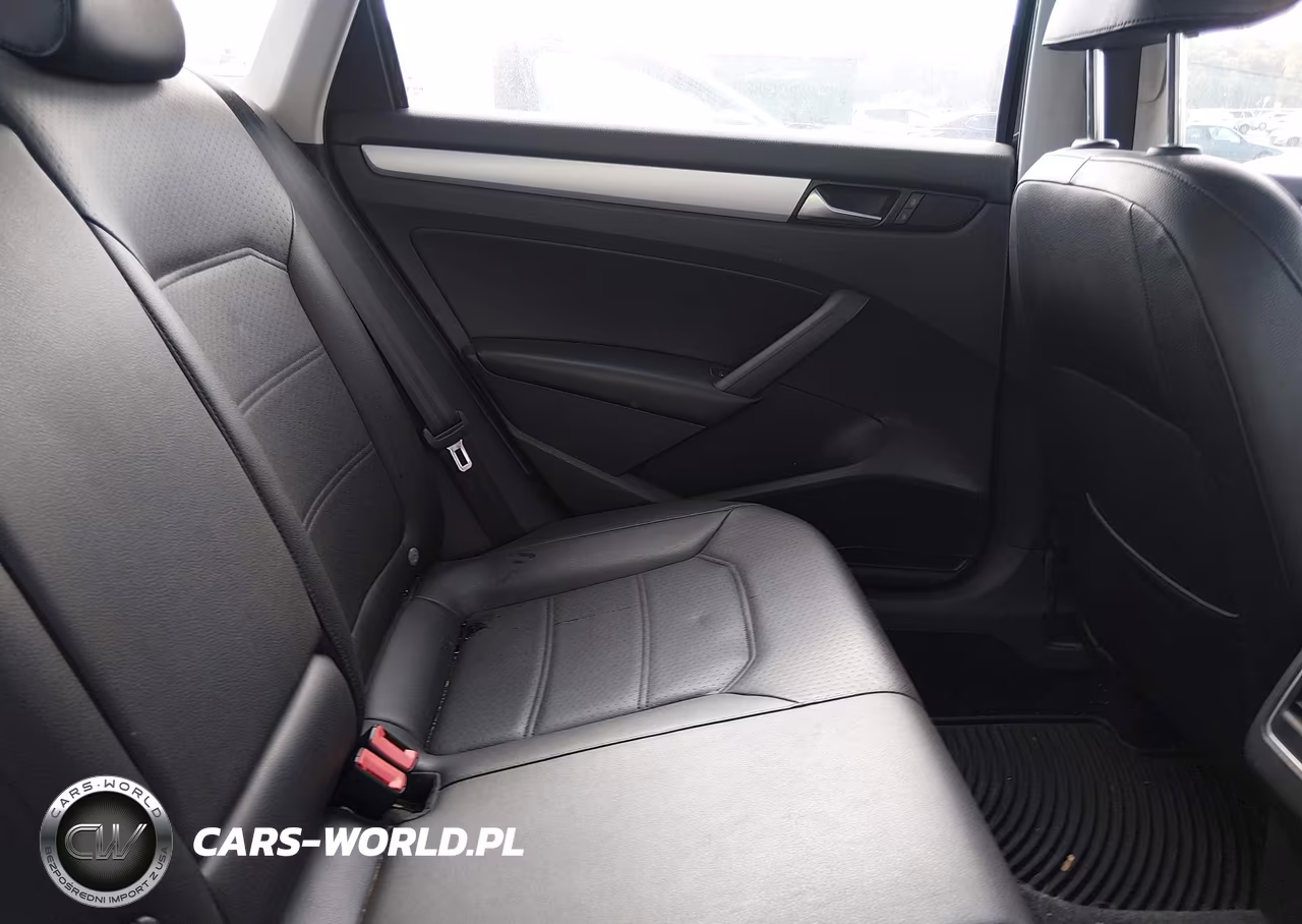 2013 Volkswagen Passat 2.0L Tdi Se VIN:1VWBN7A35DC055413 - 8