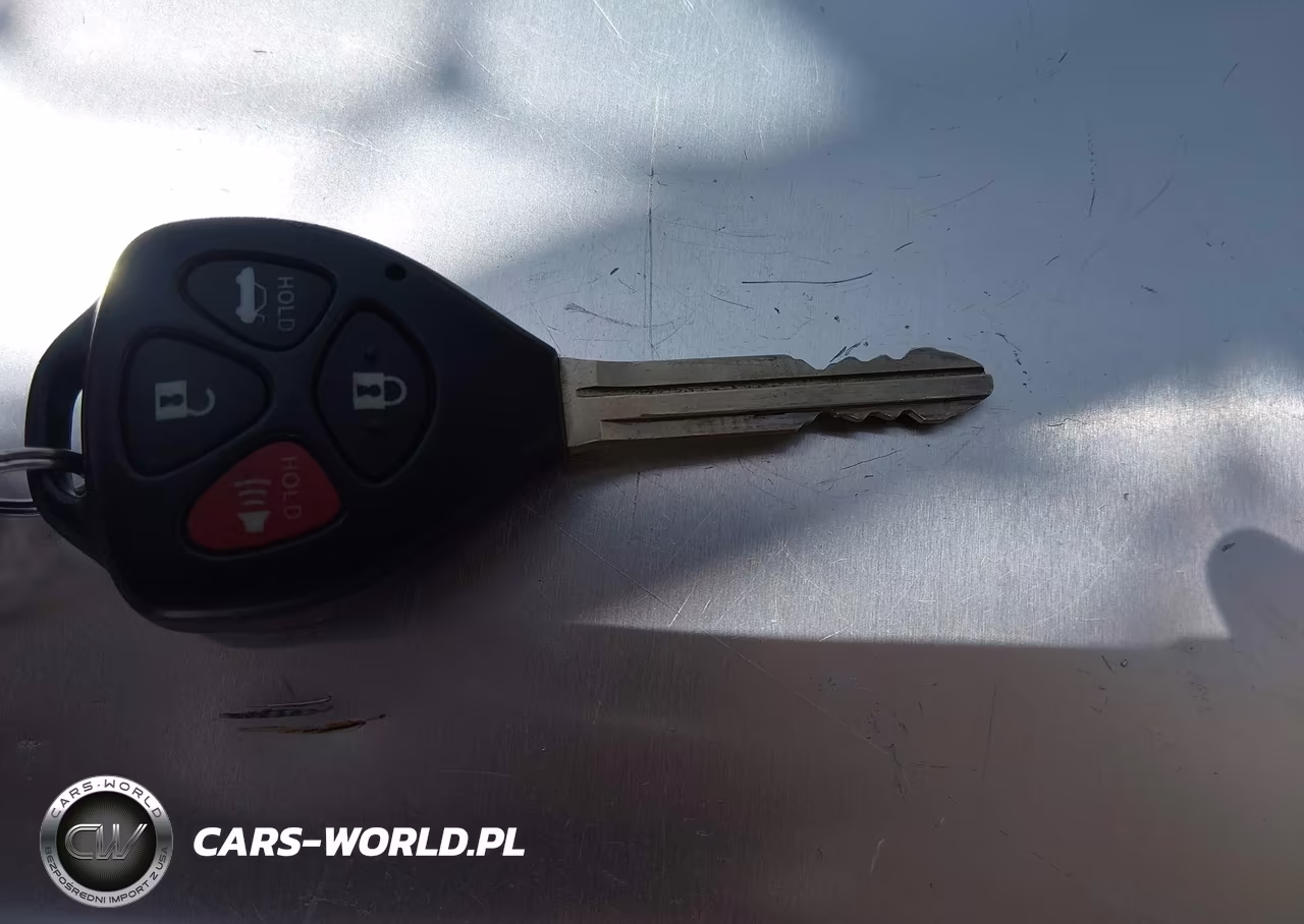 2013 Toyota Corolla Le VIN:JTDBU4EE5DJ120711 - 11