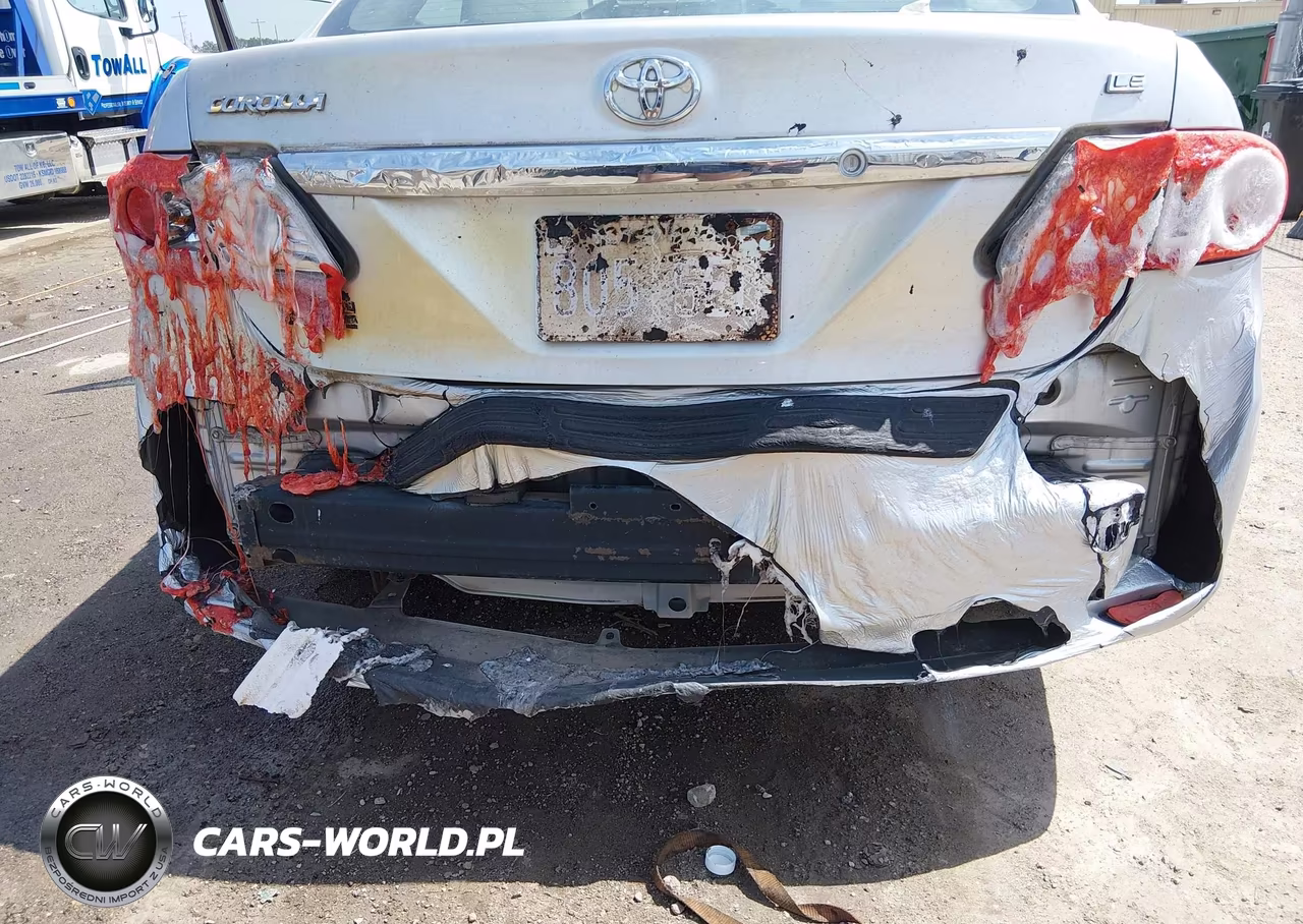 2013 Toyota Corolla Le VIN:JTDBU4EE5DJ120711 - 6