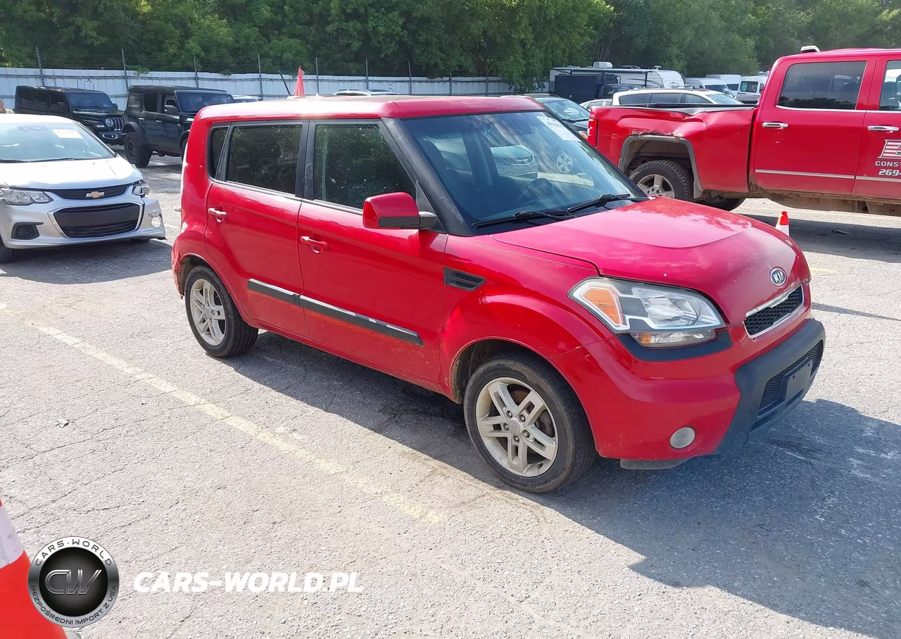 2011 Kia Soul +
