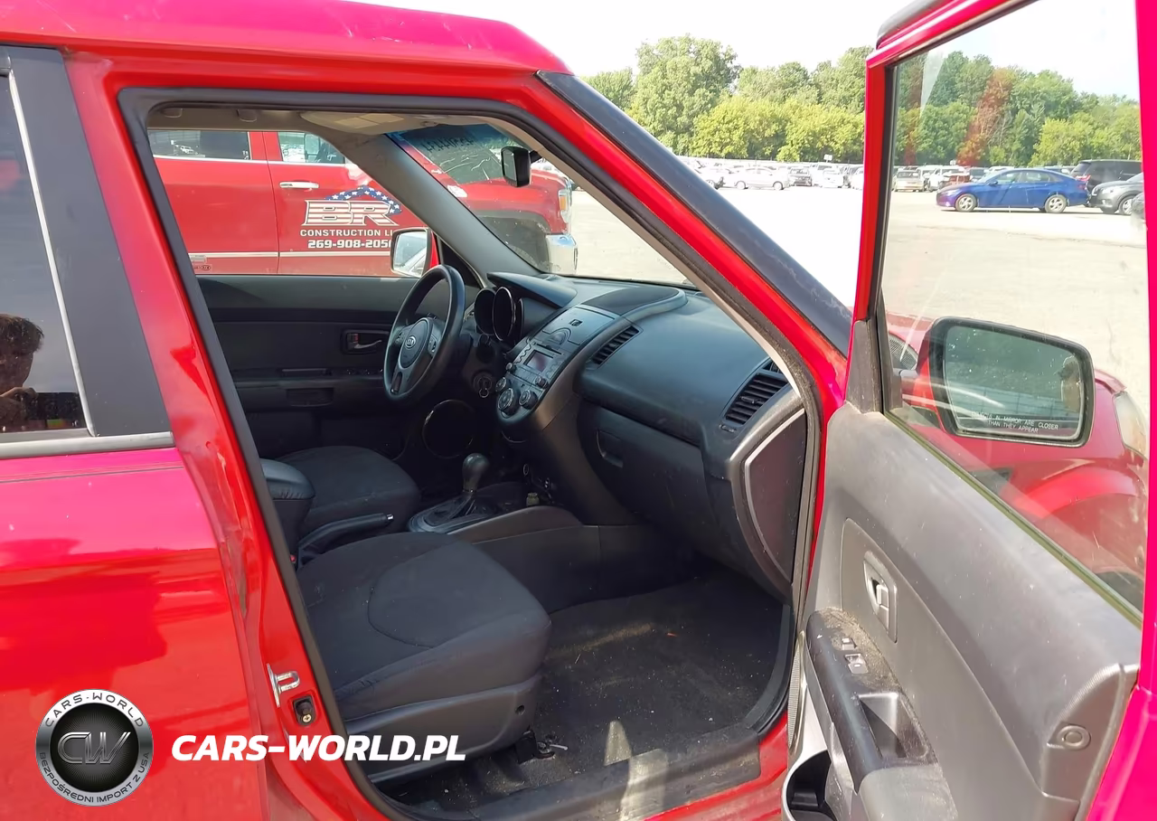 2011 Kia Soul + VIN:KNDJT2A22B7236666 - 5