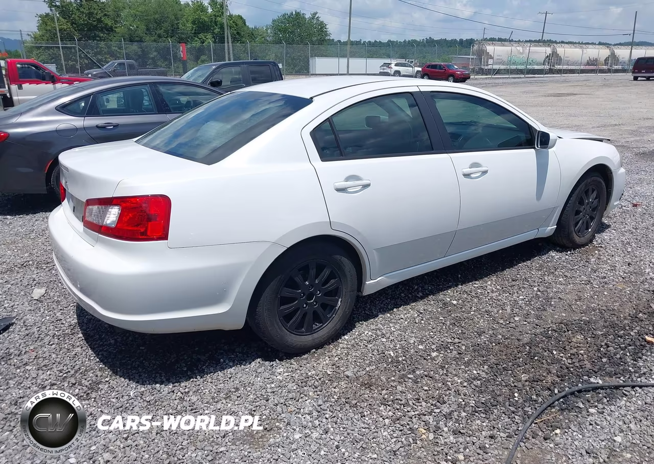 2011 Mitsubishi Galant Fe VIN:4A32B2FF9BE030272 - 4