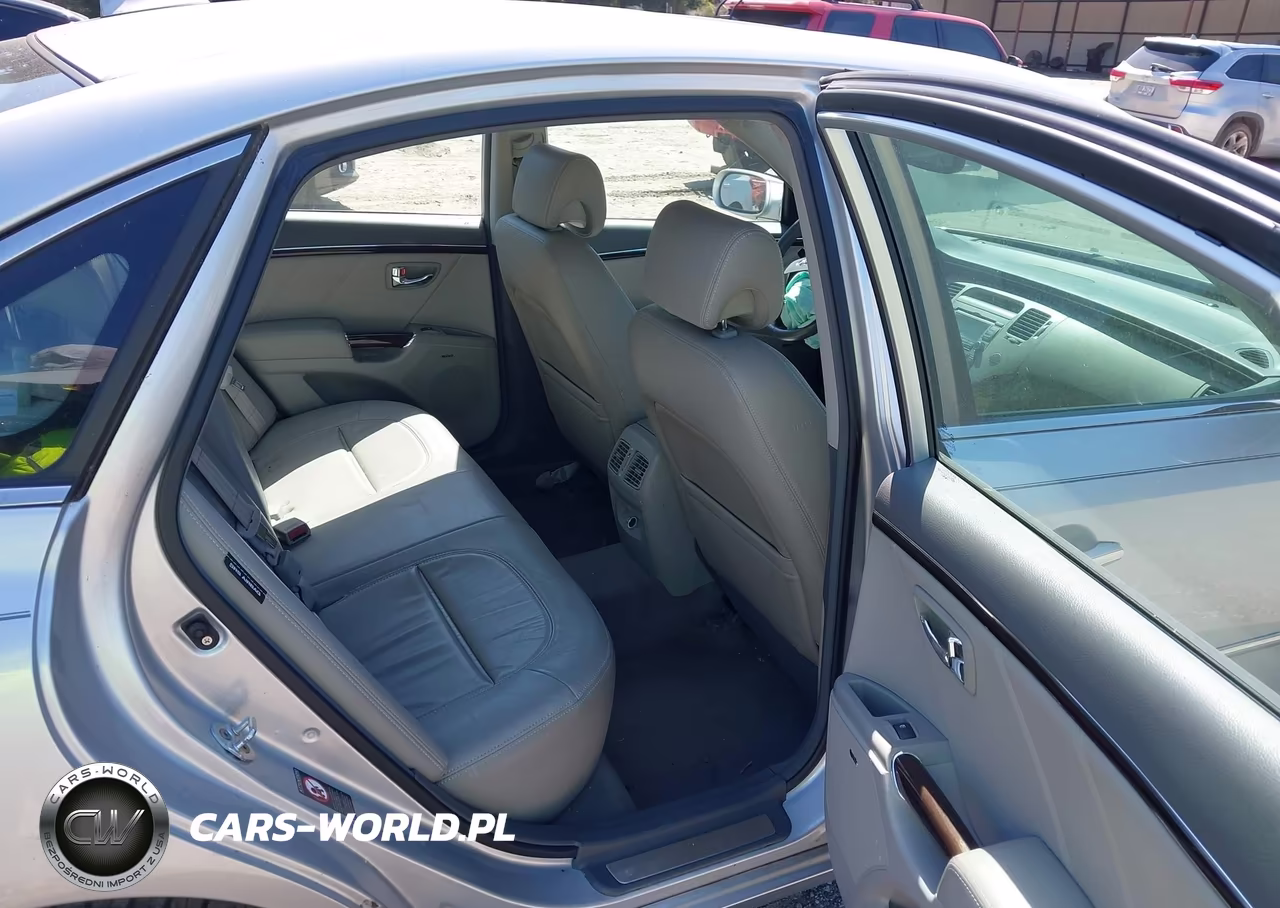 2009 Hyundai Azera Limited VIN:KMHFC46F19A339986 - 8