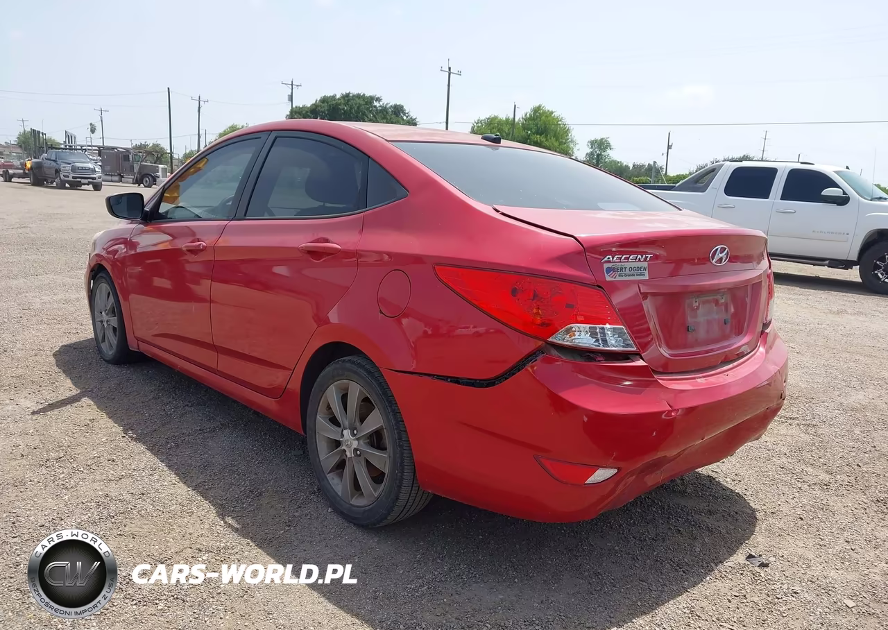 2014 Hyundai Accent Gls VIN:KMHCU4AE5EU761668 - 3