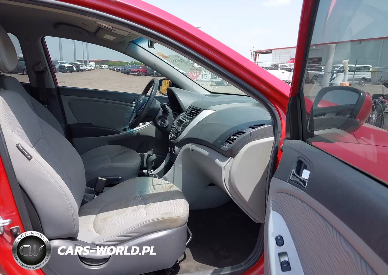 2014 Hyundai Accent Gls VIN:KMHCU4AE5EU761668 - 5