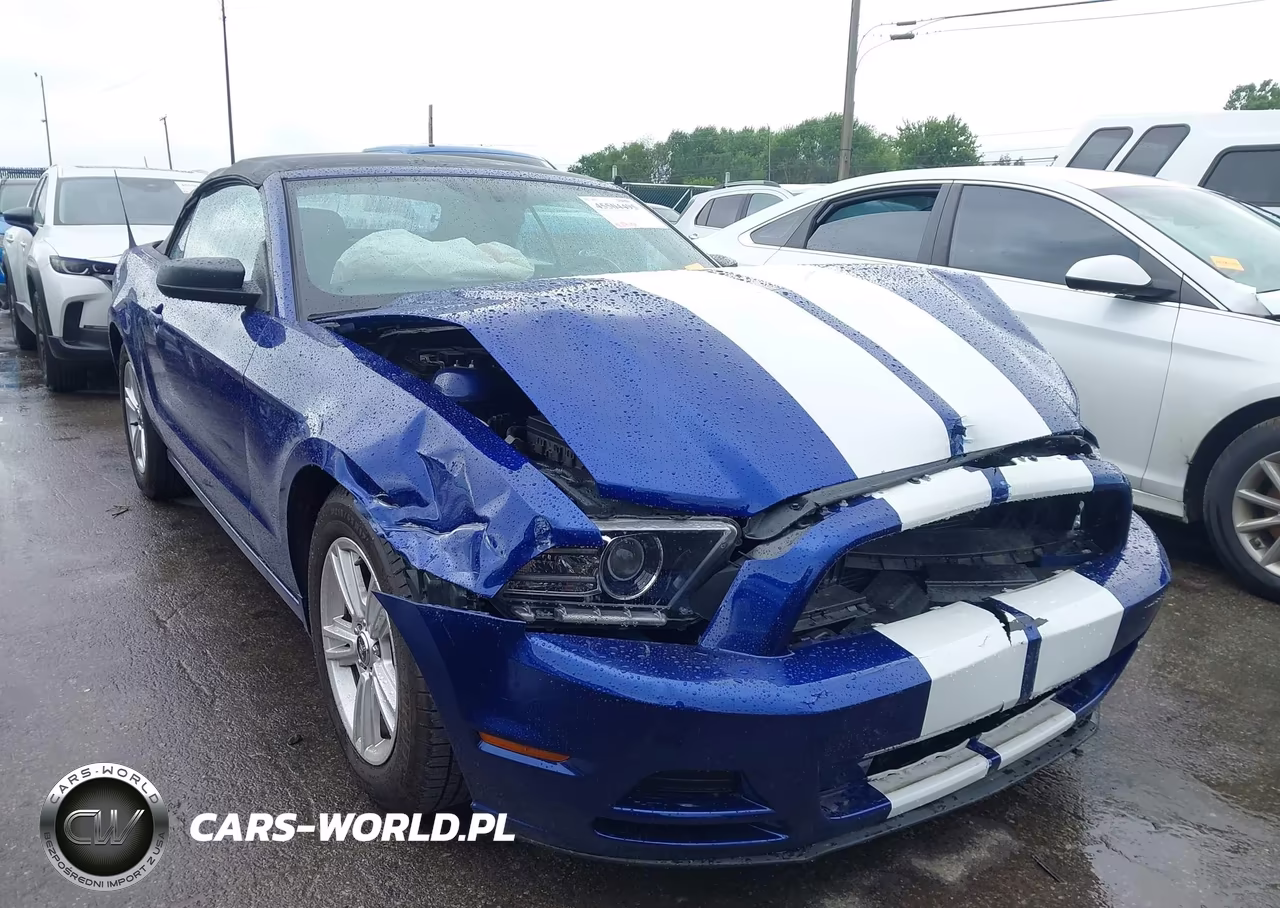 2014 Ford Mustang V6
