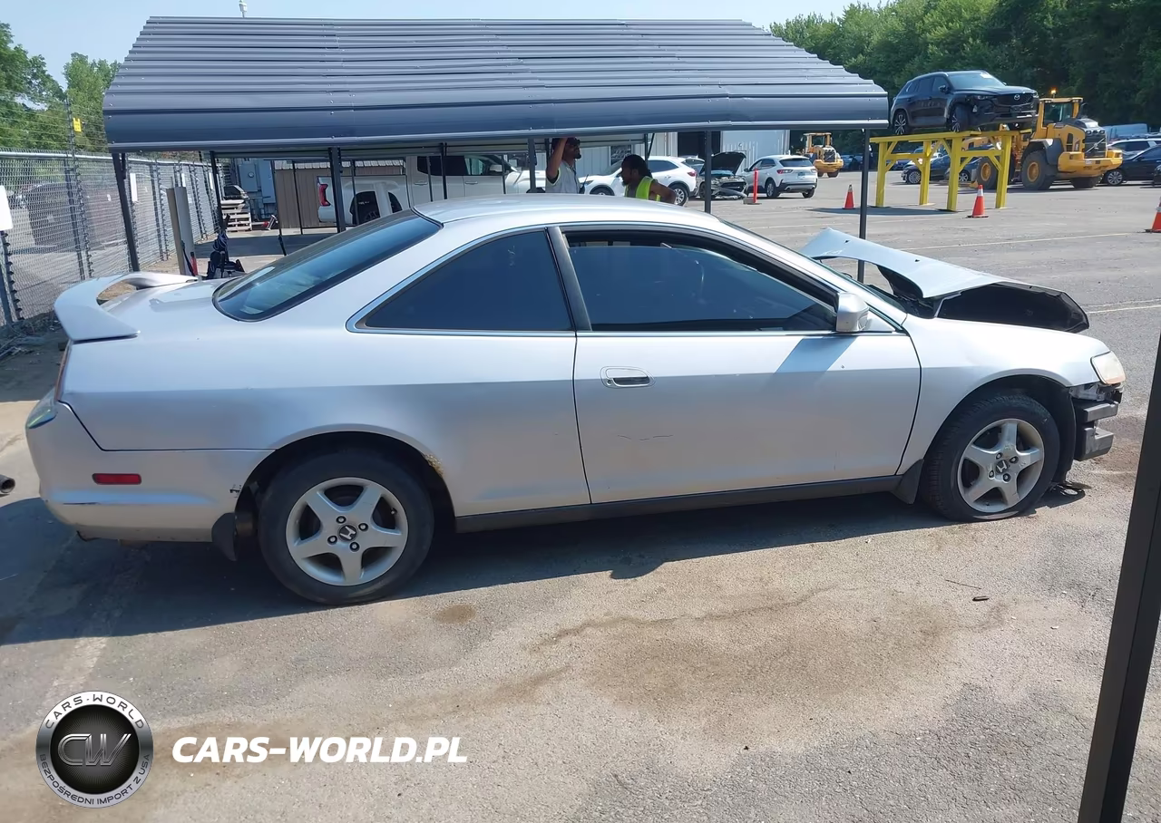 2000 Honda Accord 2.3 Lx VIN:1HGCG3260YA032983 - 13
