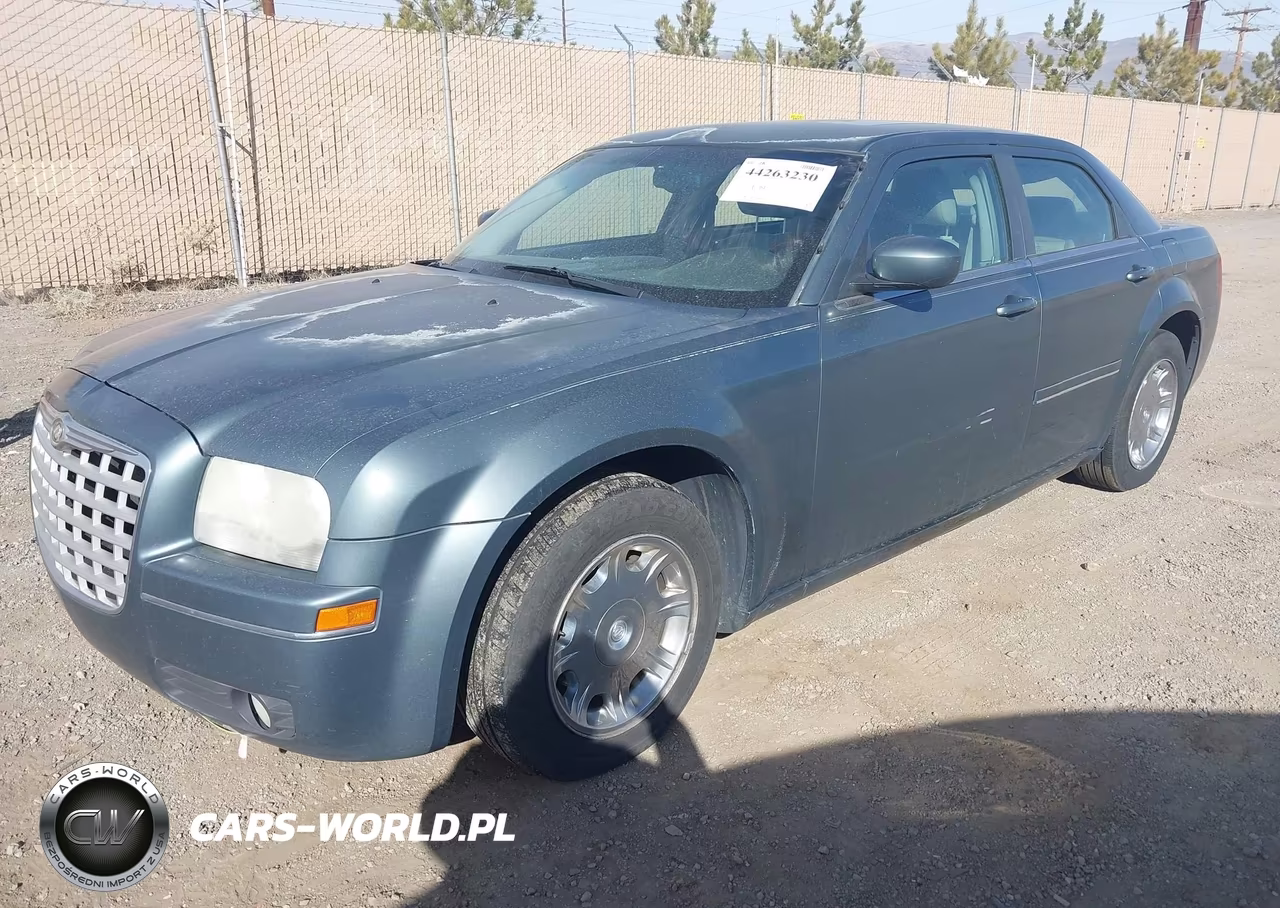 2005 Chrysler 300 Touring VIN:2C3AA53G35H665280 - 2