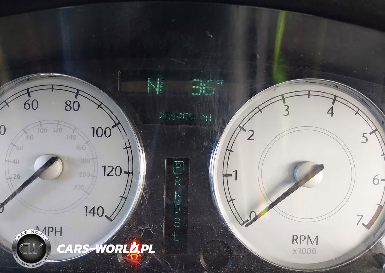 2005 Chrysler 300 Touring VIN:2C3AA53G35H665280 - 7