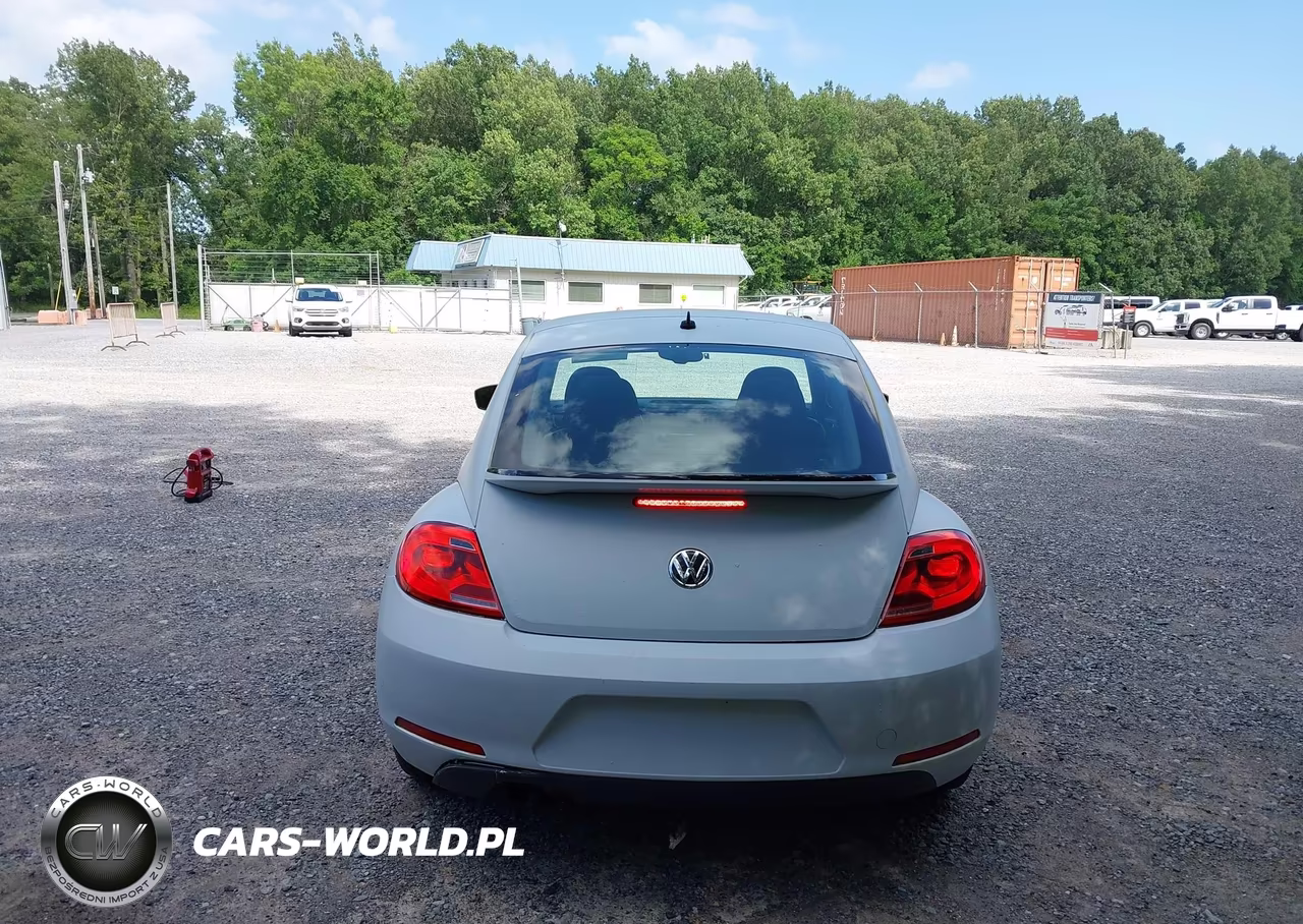2016 Volkswagen Beetle 1.8T S VIN:3VWF17AT6GM606335 - 16
