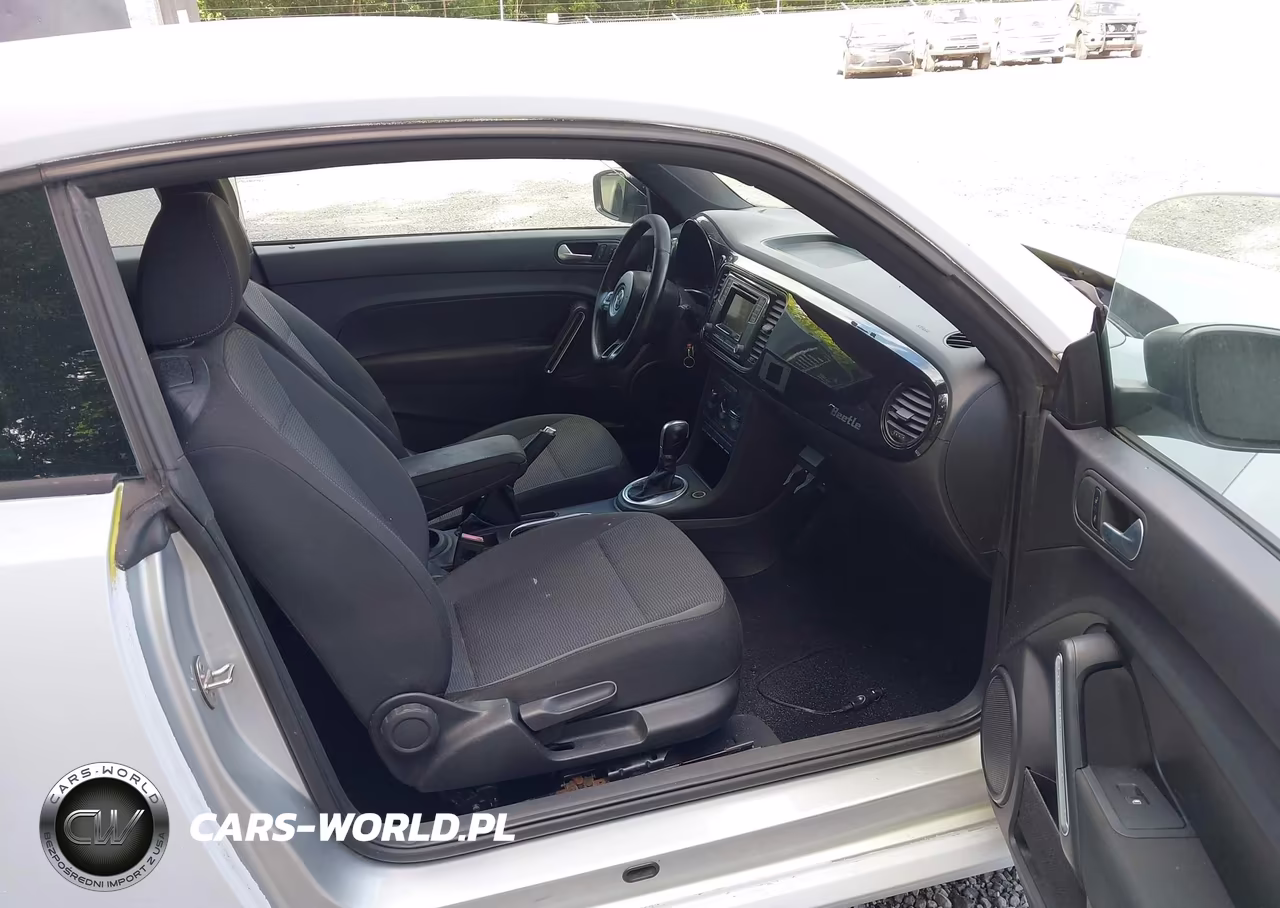 2016 Volkswagen Beetle 1.8T S VIN:3VWF17AT6GM606335 - 5