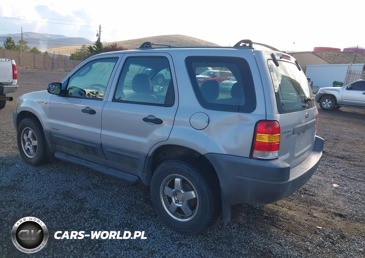 2002 Ford Escape Xls VIN:1FMYU02102KC83371 - 3