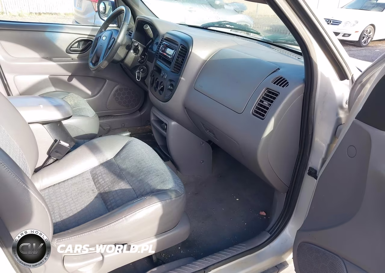 2002 Ford Escape Xls VIN:1FMYU02102KC83371 - 5