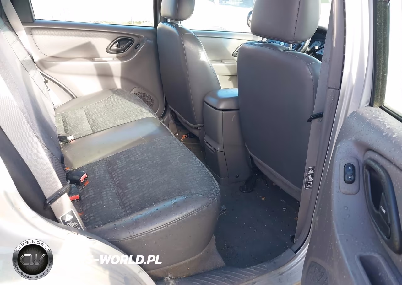2002 Ford Escape Xls VIN:1FMYU02102KC83371 - 8