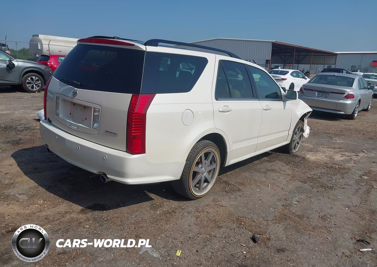 2004 Cadillac Srx Standard VIN:1GYEE637X40188982 - 4