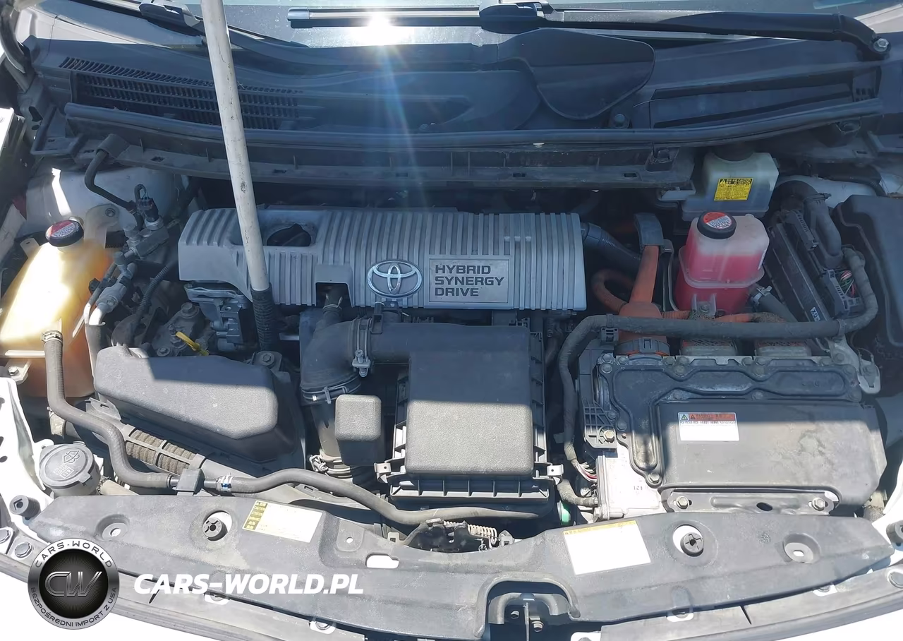 2015 Toyota Prius Two VIN:JTDKN3DU4F0415016 - 10