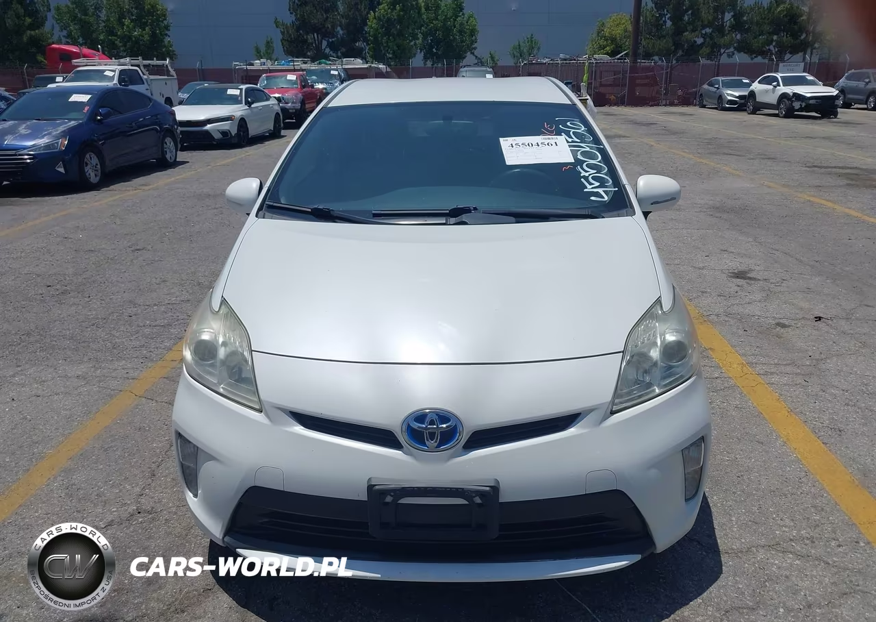 2015 Toyota Prius Two VIN:JTDKN3DU4F0415016 - 12
