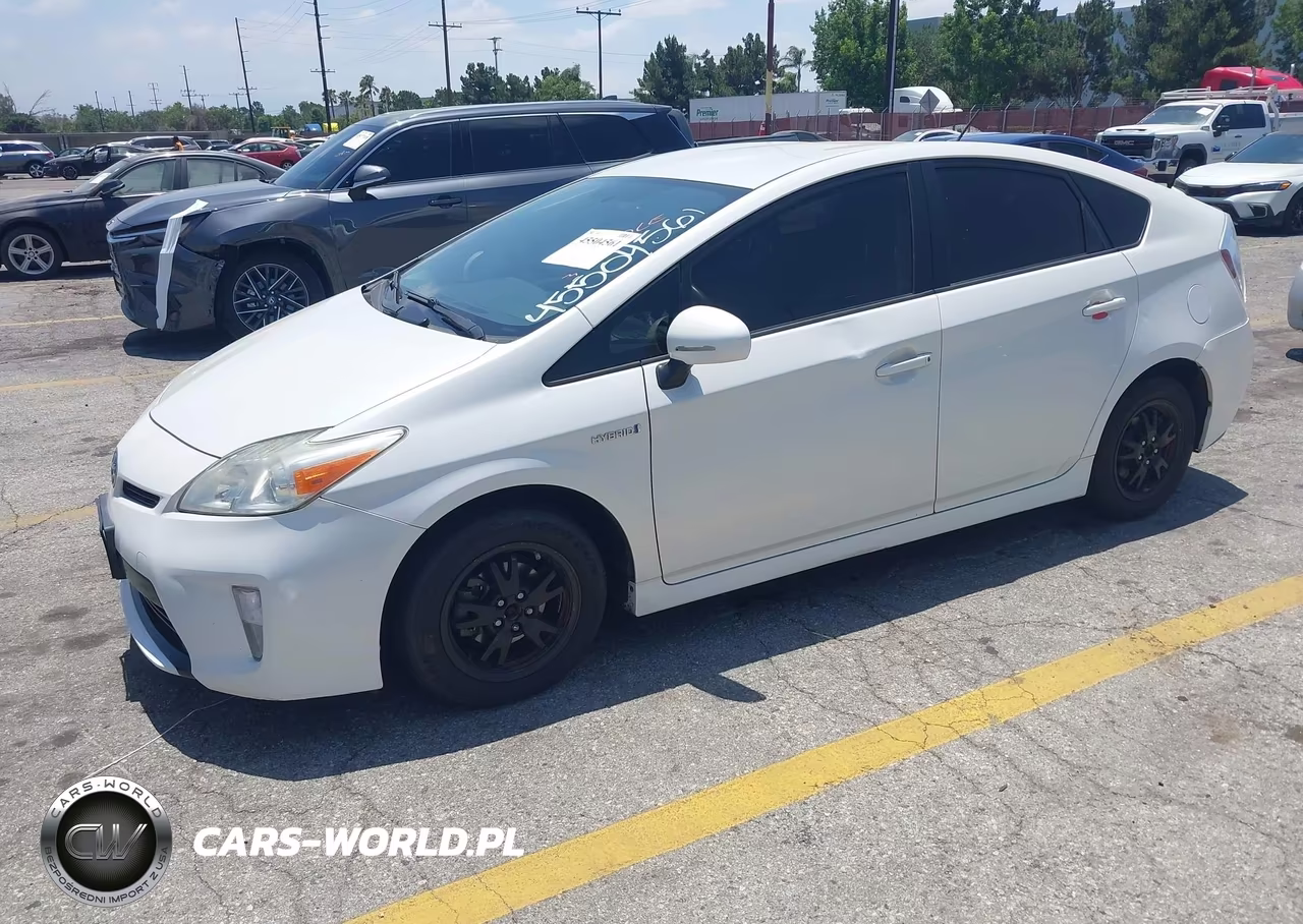 2015 Toyota Prius Two VIN:JTDKN3DU4F0415016 - 2
