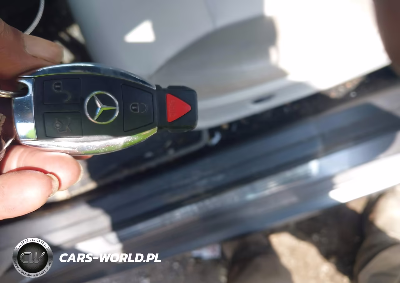 2015 Mercedes-Benz Cla 250 VIN:WDDSJ4EB8FN184595 - 11