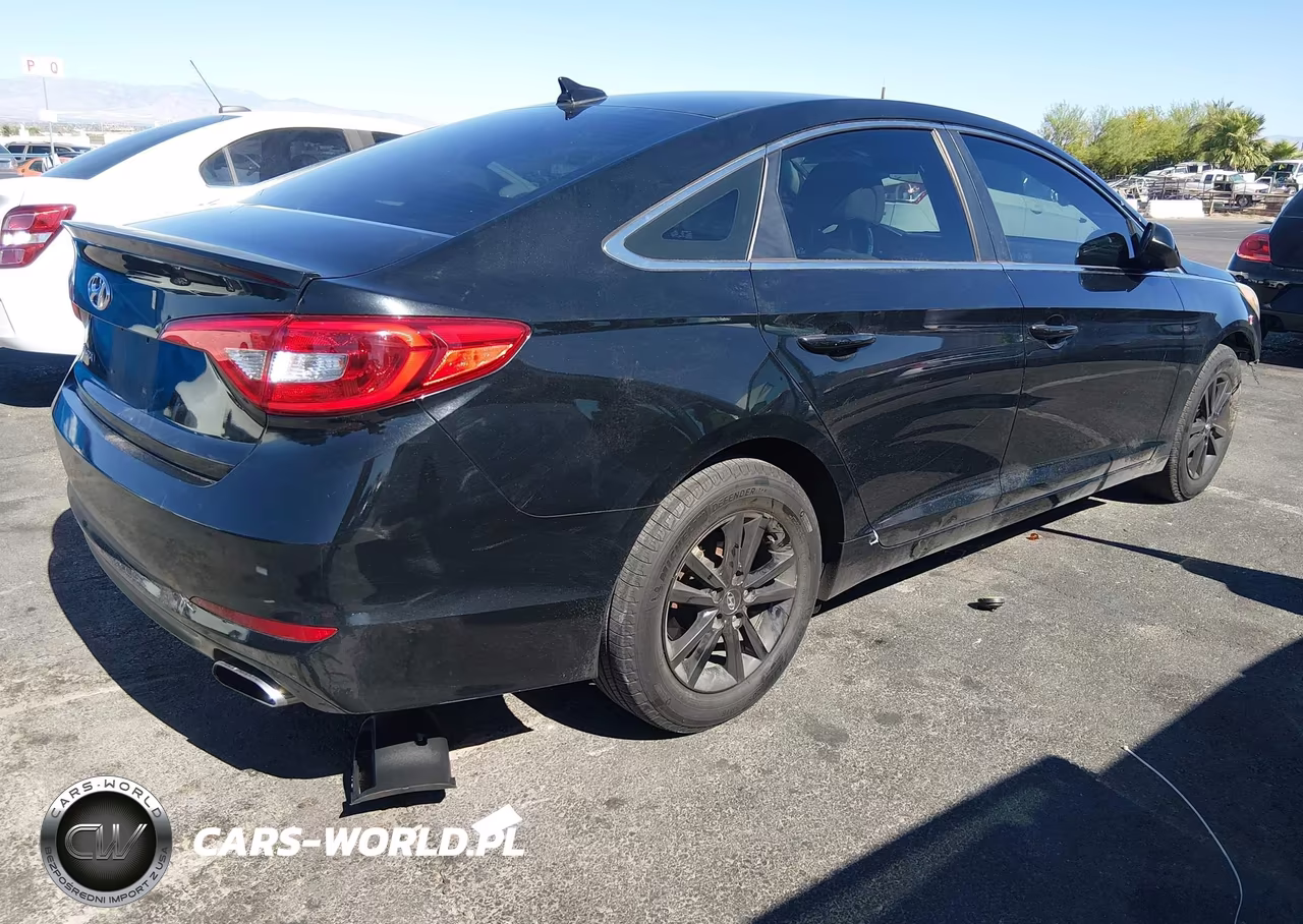 2017 Hyundai Sonata VIN:5NPE24AF3HH576139 - 4
