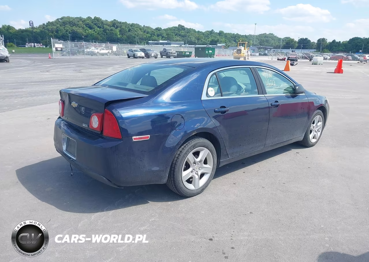 2010 Chevrolet Malibu Ls VIN:1G1ZA5E01AF284126 - 4