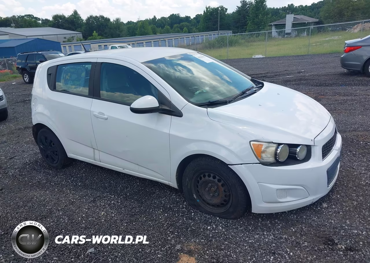 2013 Chevrolet Sonic Ls Auto