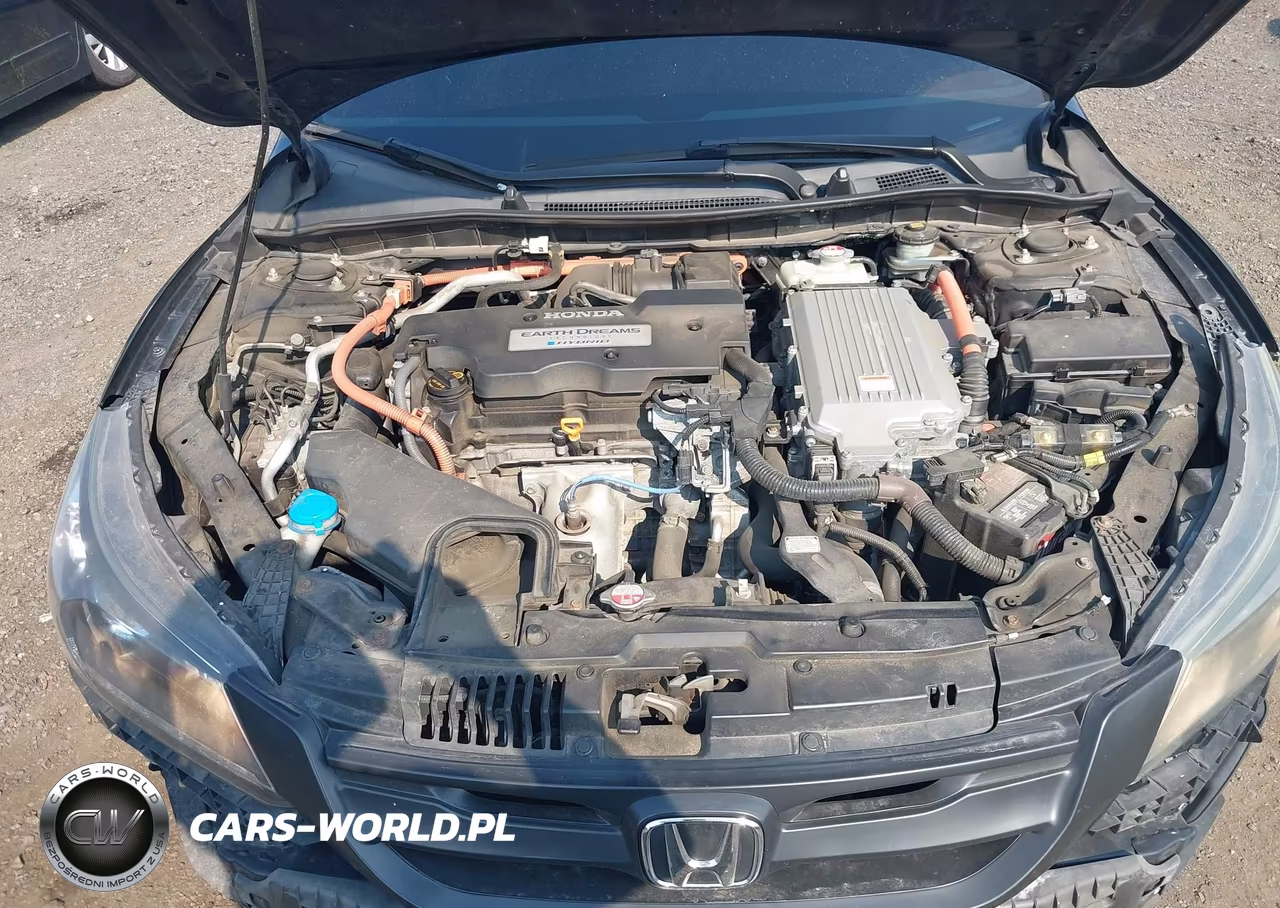 2015 Honda Accord Hybrid VIN:1HGCR6F33FA014180 - 10