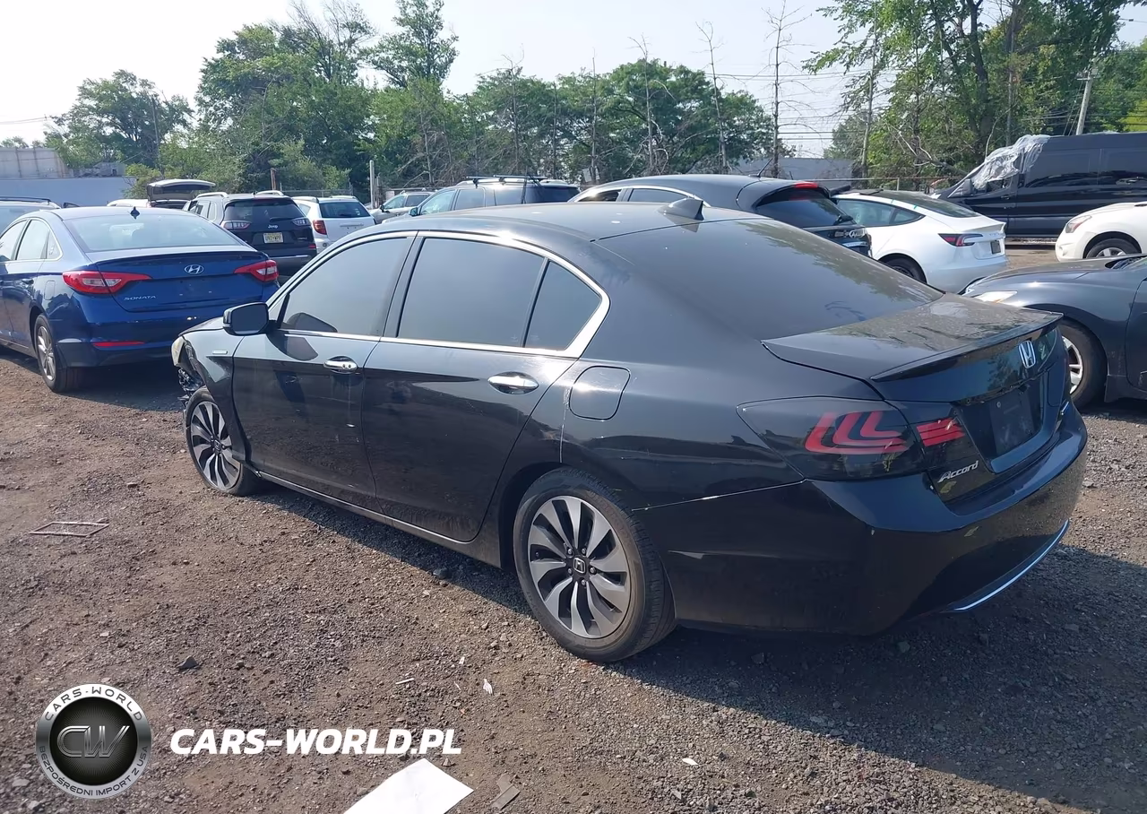 2015 Honda Accord Hybrid VIN:1HGCR6F33FA014180 - 3