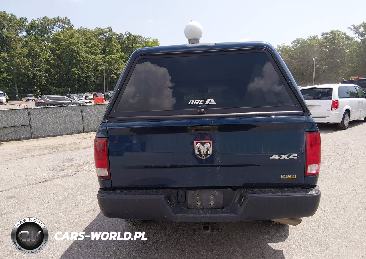 2019 Ram 1500 Classic Tradesman 4X4 5'7 Box VIN:3C6RR7KG9KG567314 - 16