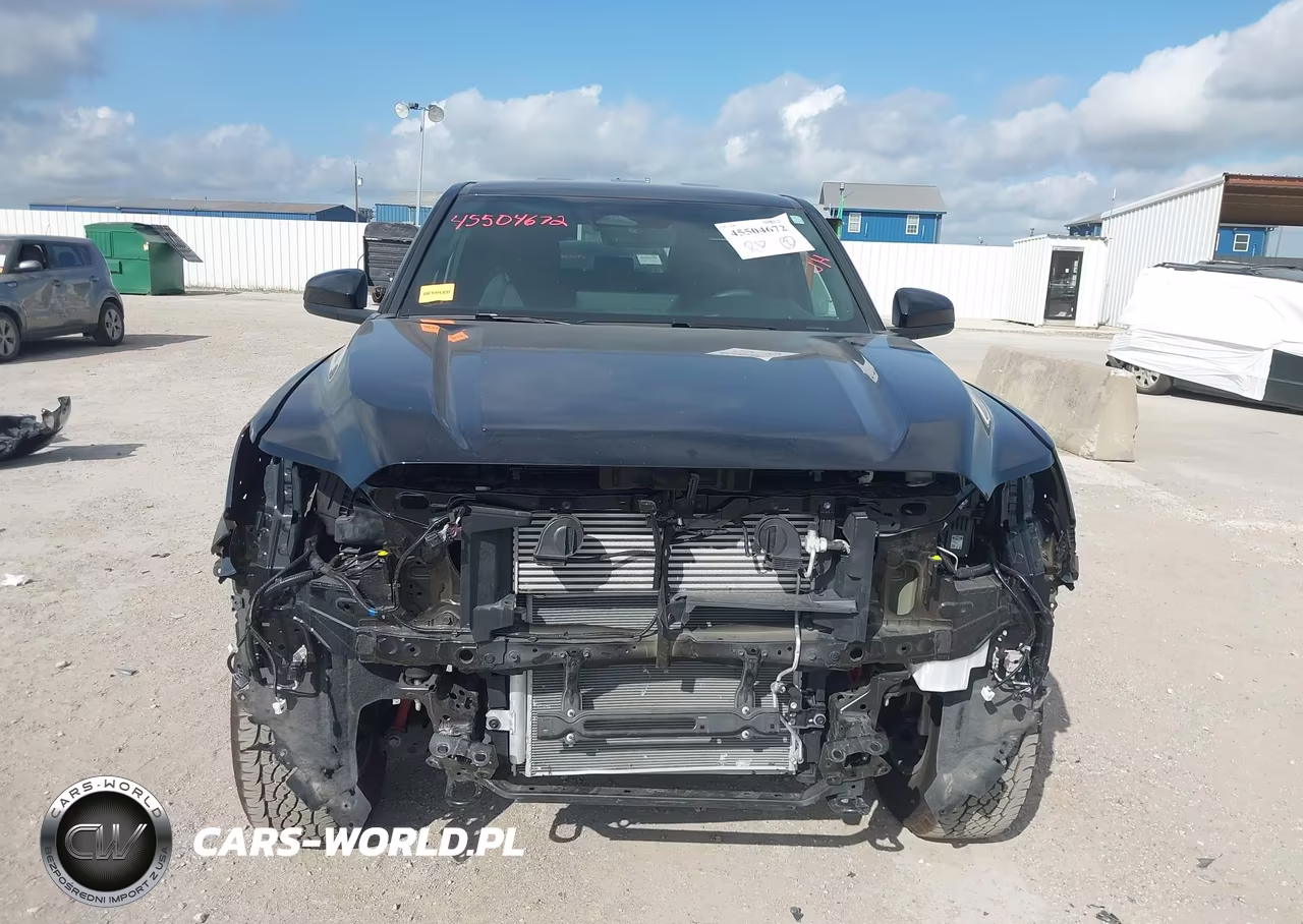 2025 Toyota Tacoma Trd Off Road VIN:3TMLB5JN8SM174851 - 13
