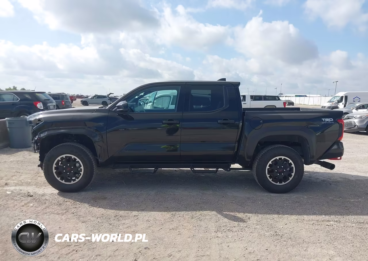 2025 Toyota Tacoma Trd Off Road VIN:3TMLB5JN8SM174851 - 15