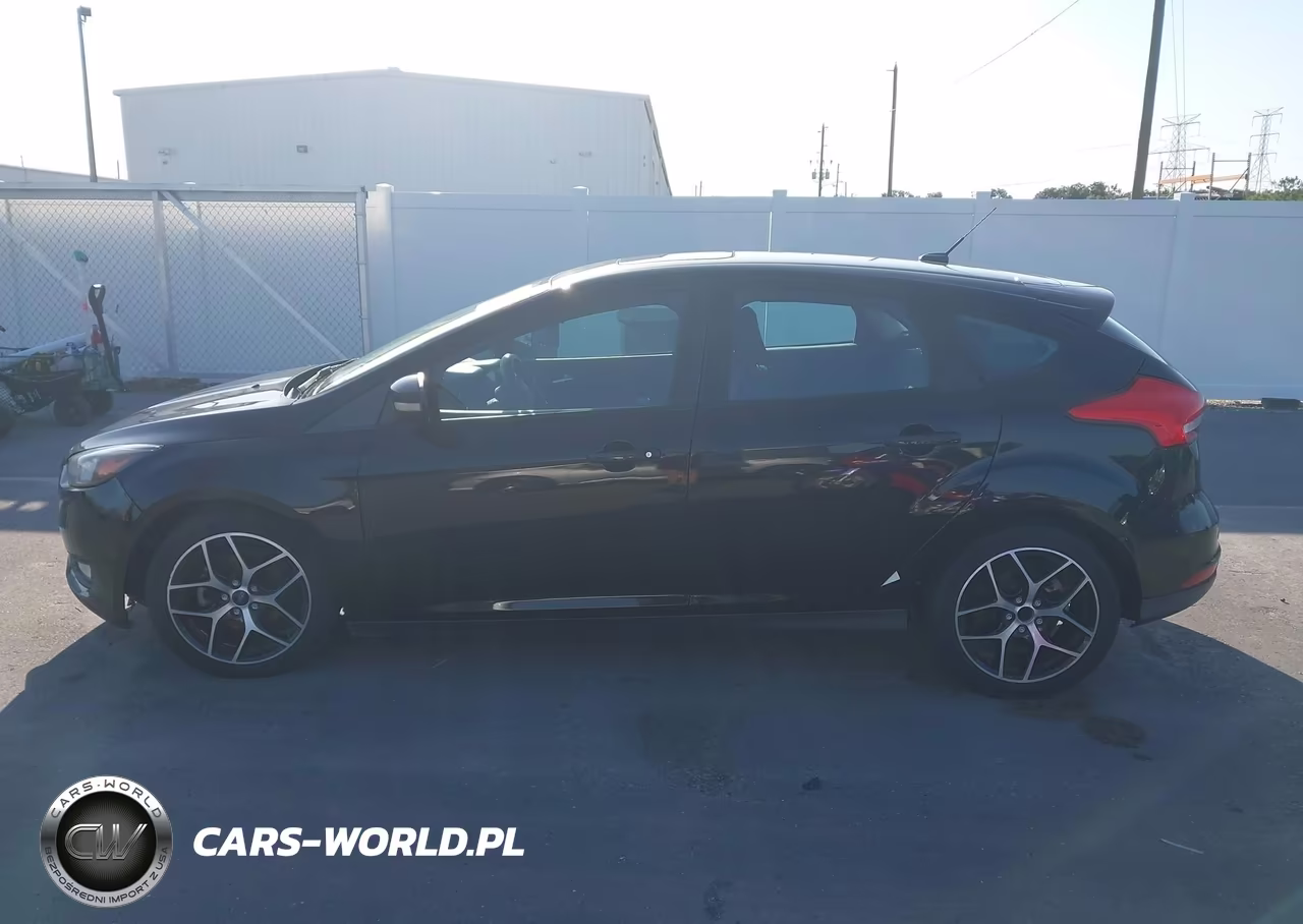 2017 Ford Focus Sel VIN:1FADP3M28HL225504 - 14