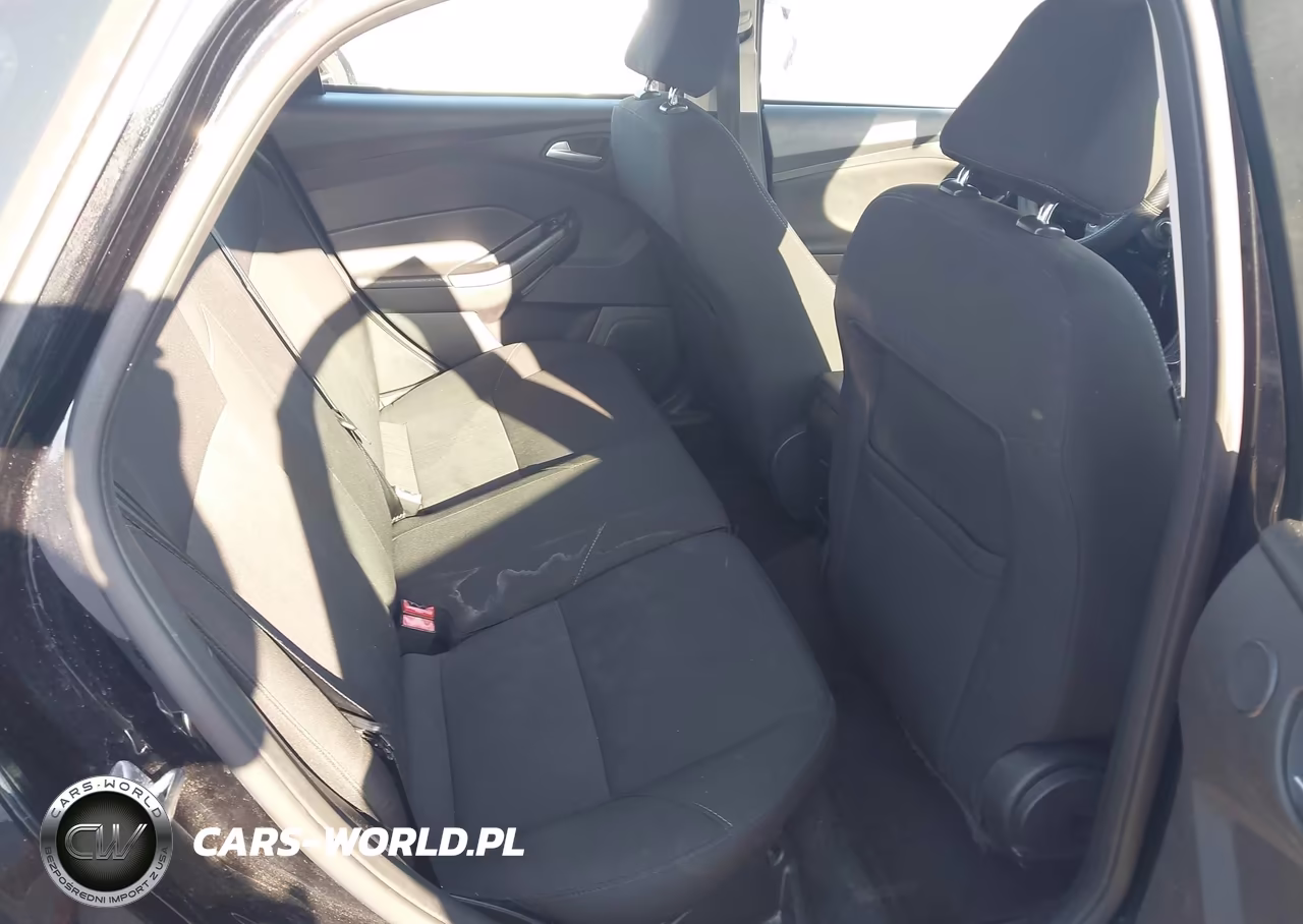 2017 Ford Focus Sel VIN:1FADP3M28HL225504 - 8
