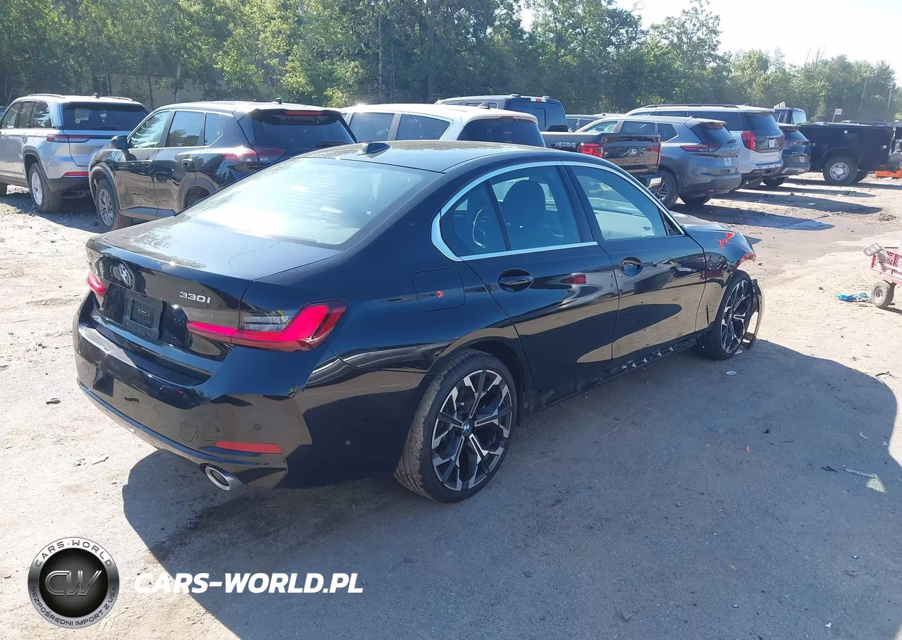 2025 BMW 330I xDrive VIN:3MW89CW05S8F34117 - 4