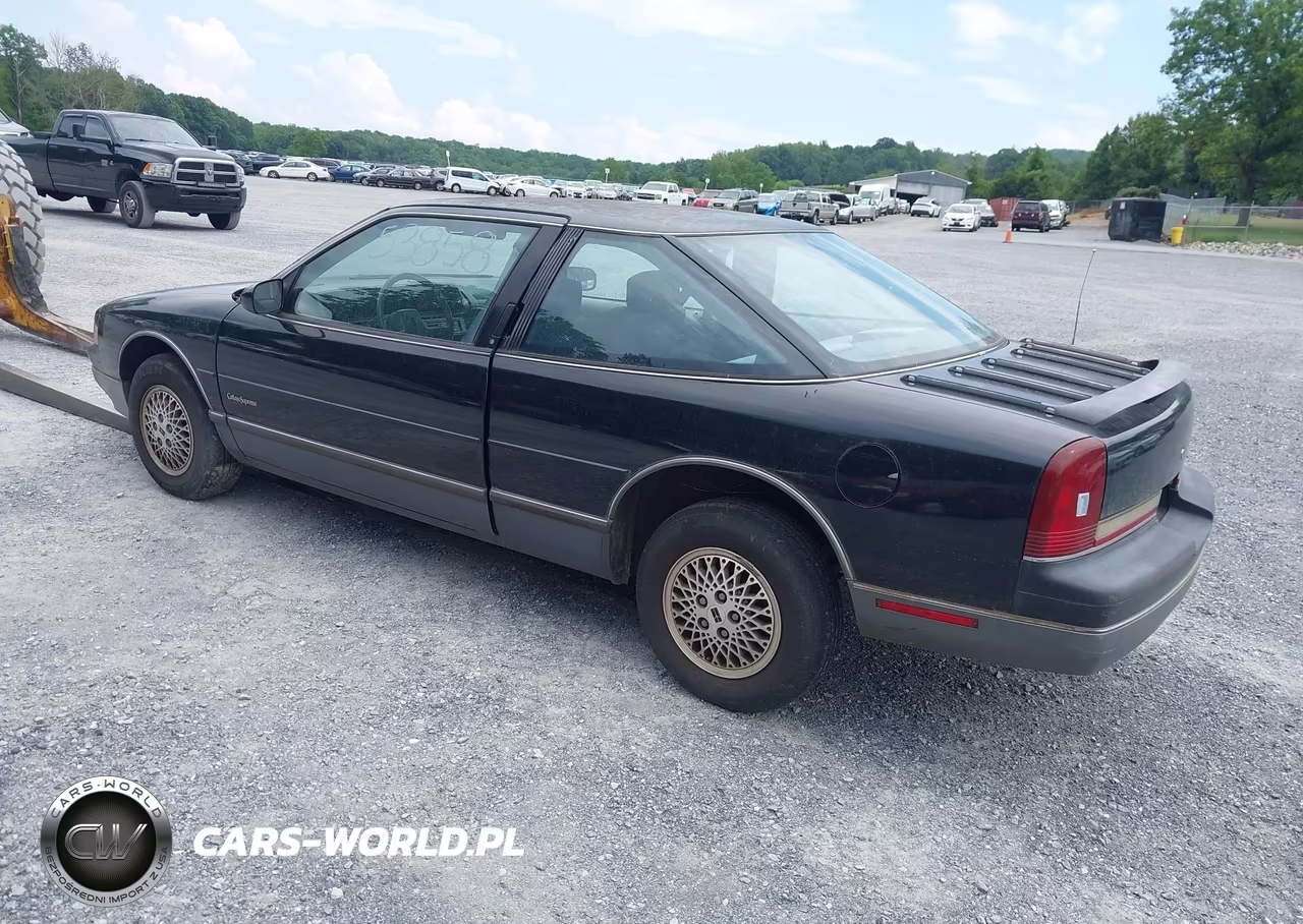 1989 Oldsmobile Cutlass Supreme VIN:1G3WH14W6KD363132 - 3