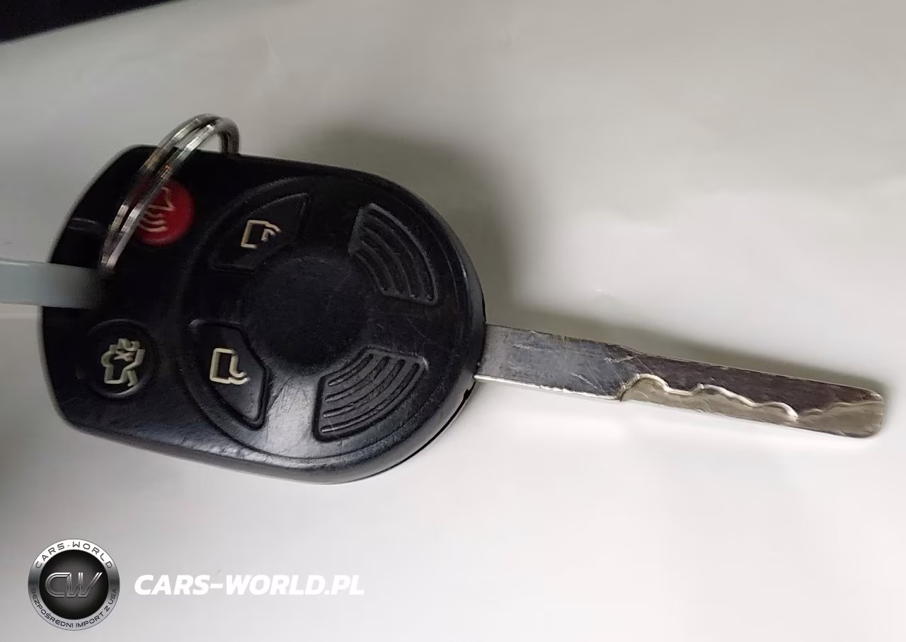 2017 Ford Focus S VIN:1FADP3E22HL325211 - 11