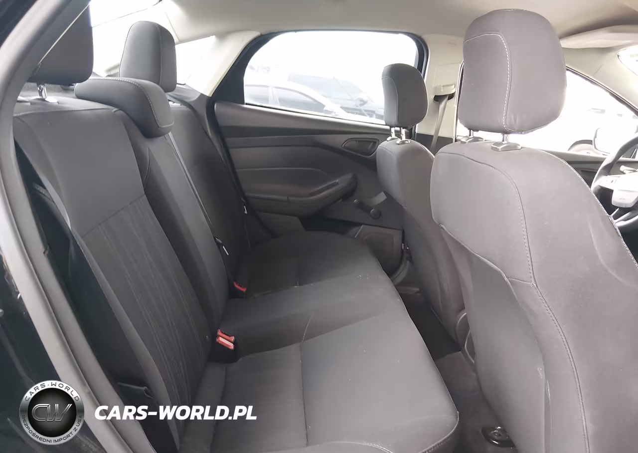2017 Ford Focus S VIN:1FADP3E22HL325211 - 8