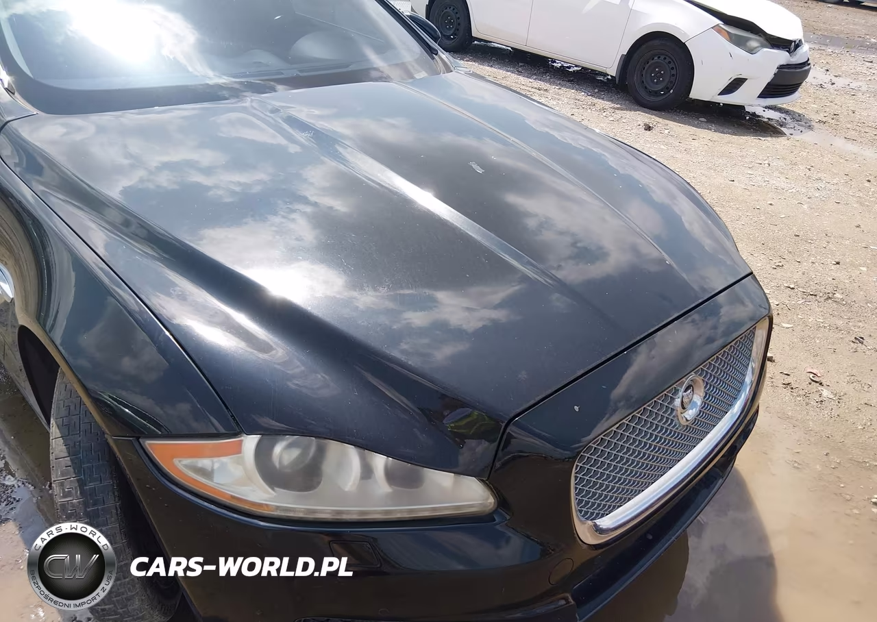 2011 Jaguar Xj Supercharged VIN:SAJWA1GE9BMV02498 - 12
