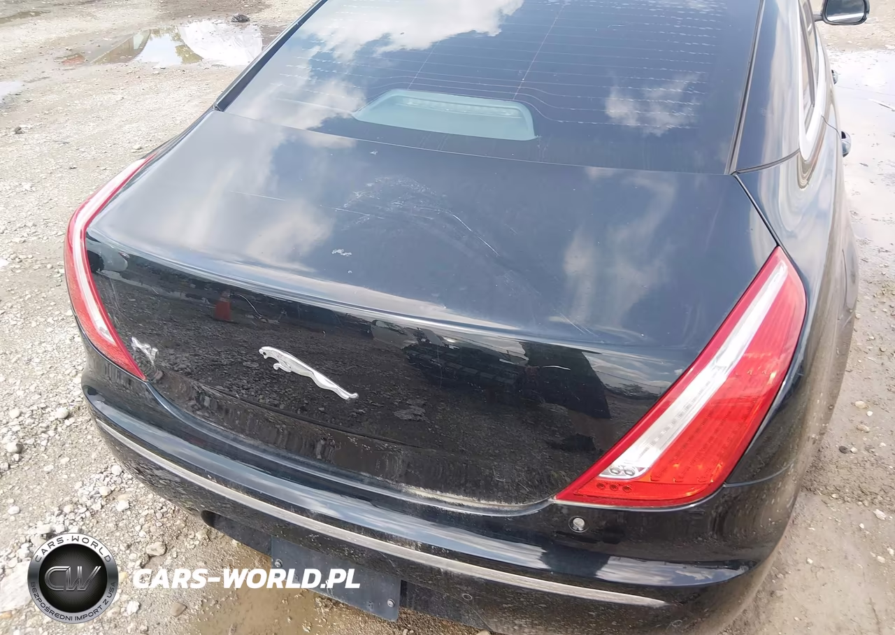 2011 Jaguar Xj Supercharged VIN:SAJWA1GE9BMV02498 - 13