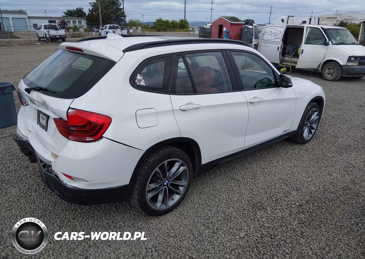 2013 BMW X1 xDrive35I VIN:WBAVM5C58DVV90808 - 4