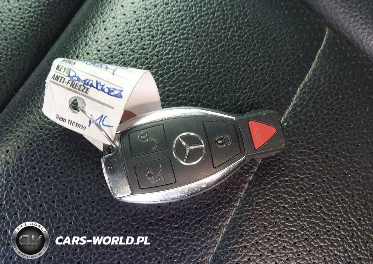 2018 Mercedes-Benz Glc 300 4Matic VIN:WDC0G4KB3JV104725 - 11