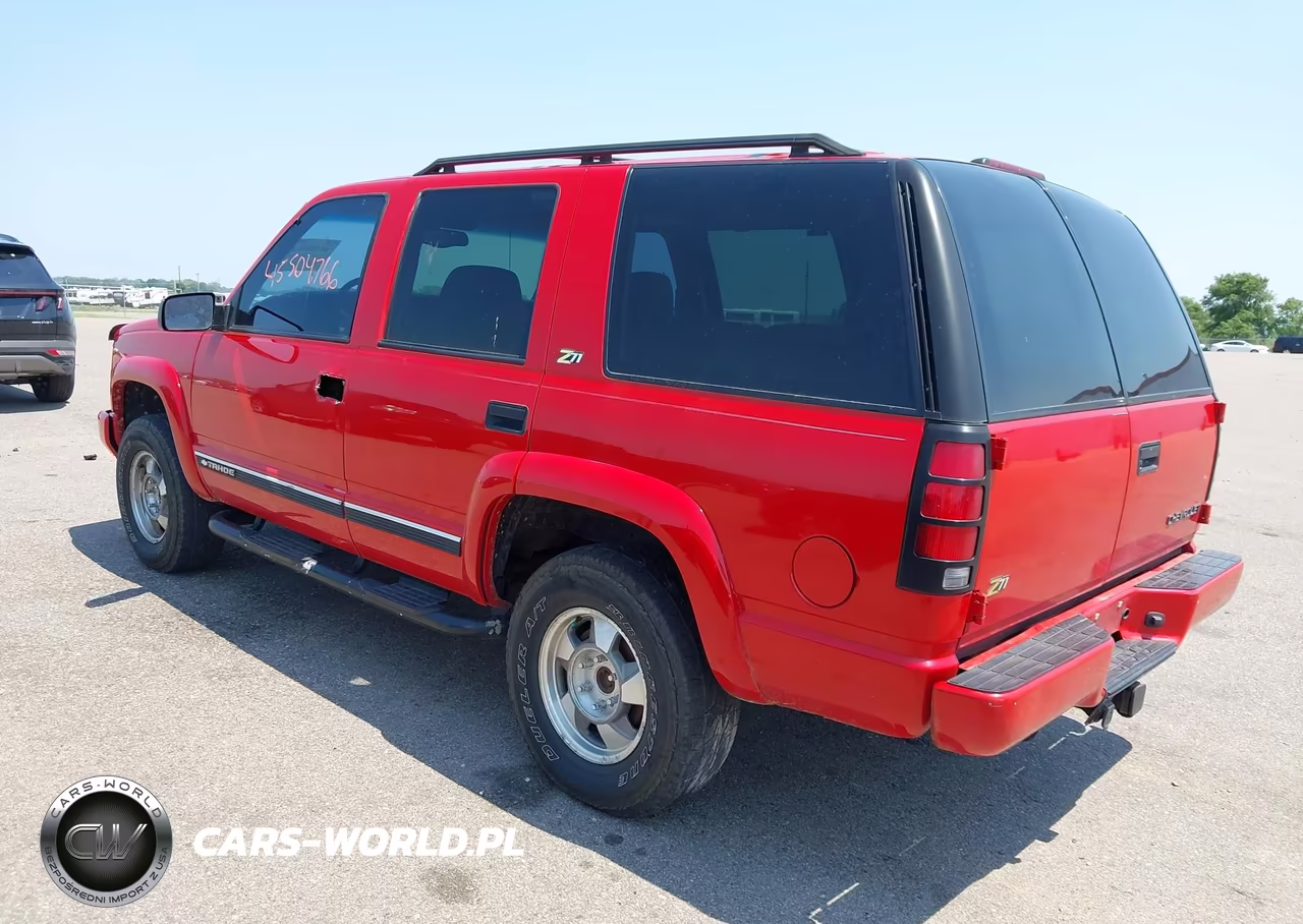2000 Chevrolet Tahoe Z71 VIN:1GNEK13R0YR120671 - 3