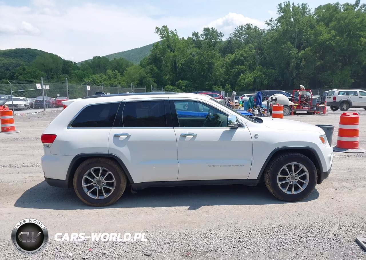 2015 Jeep Grand Cherokee Limited VIN:1C4RJFBM7FC767147 - 13