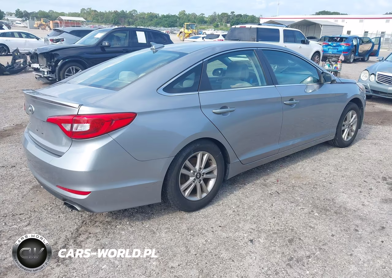 2017 Hyundai Sonata VIN:5NPE24AF5HH441308 - 4