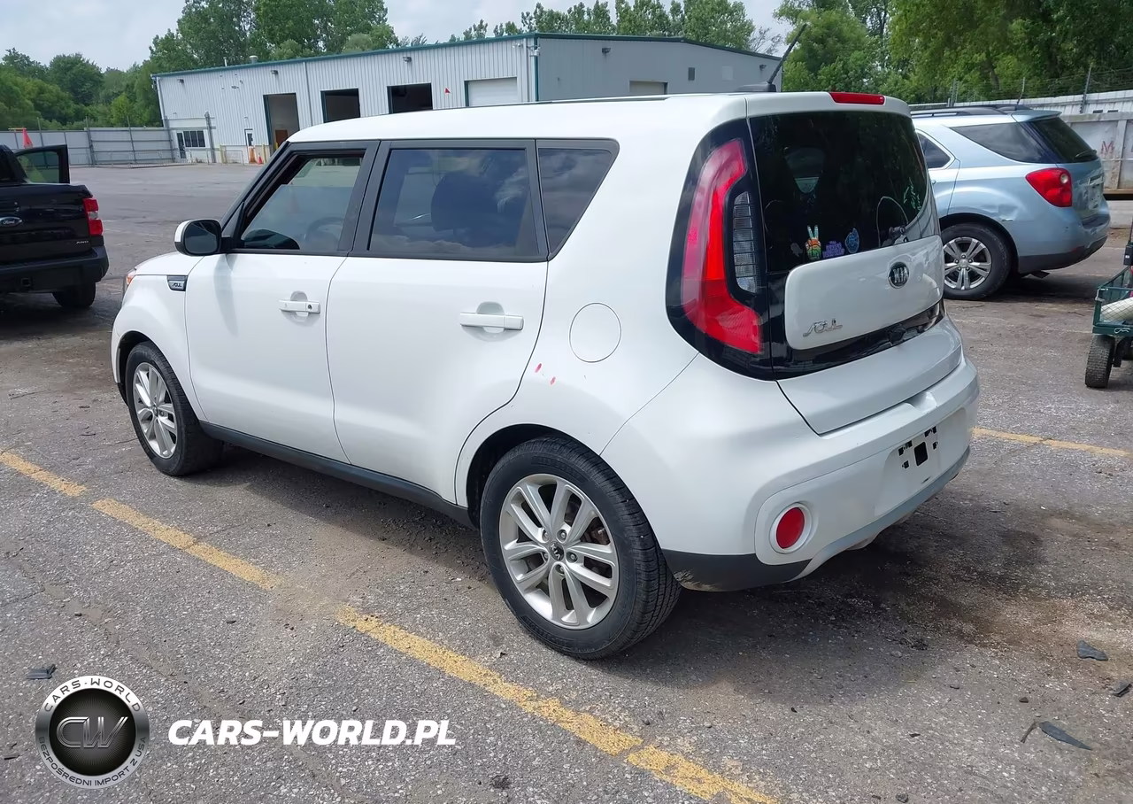 2017 Kia Soul + VIN:KNDJP3A53H7413156 - 3