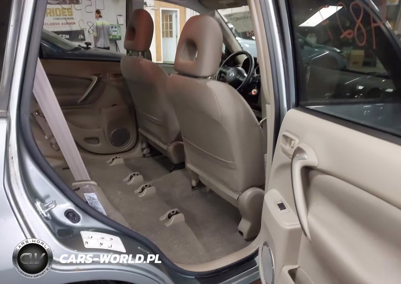 2005 Toyota Rav4 VIN:JTEHD20V150072309 - 8